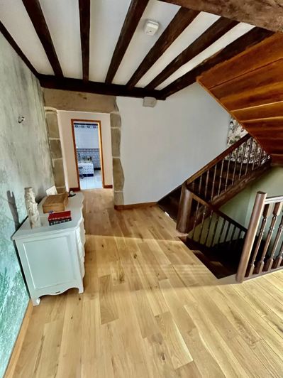 Image No.12-4 Bed House for sale