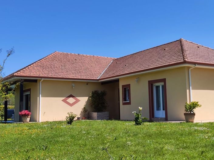 Image No.1-3 Bed House for sale