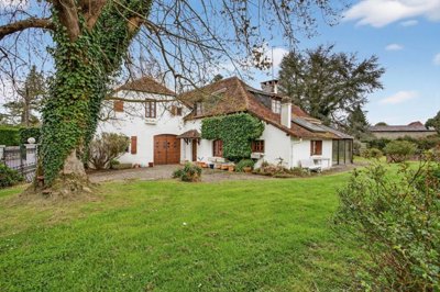 1 - Pyrenees-Atlantiques, House