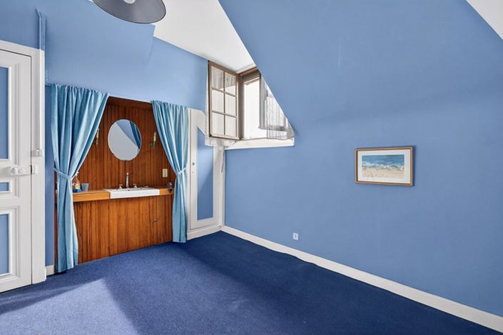 Image No.14-4 Bed House for sale