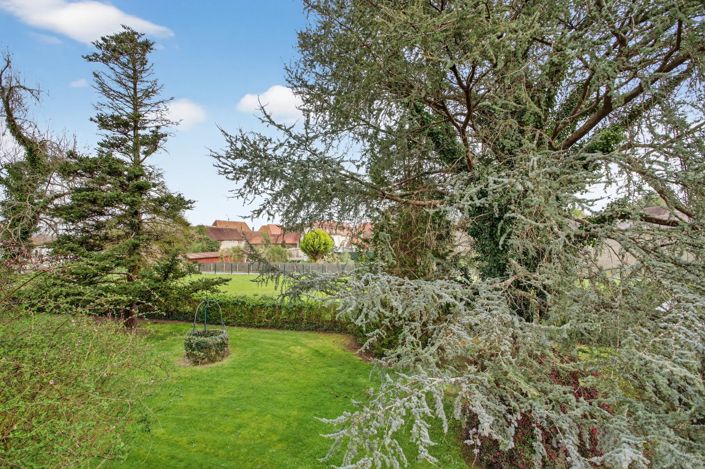 Image No.19-4 Bed House for sale