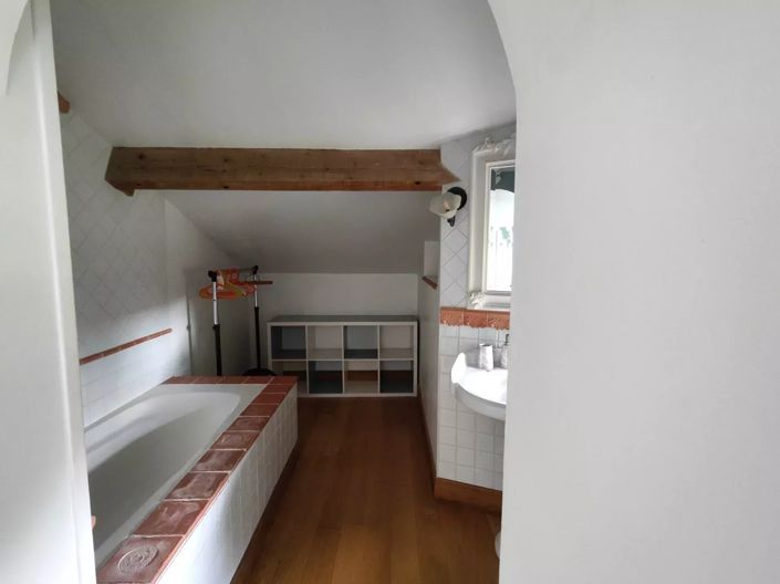 Image No.16-5 Bed House for sale