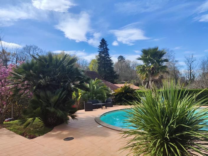 Image No.4-5 Bed House for sale