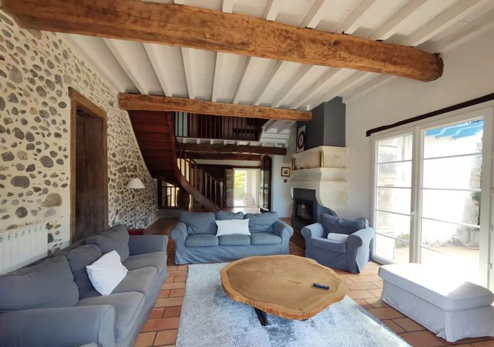 Image No.6-5 Bed House for sale