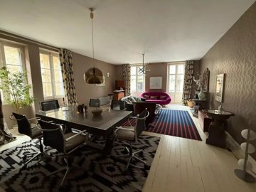 1 - Salies-de-Bearn, Townhouse