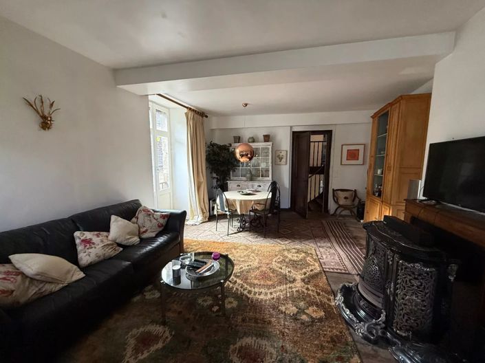 Image No.6-2 Bed Townhouse for sale