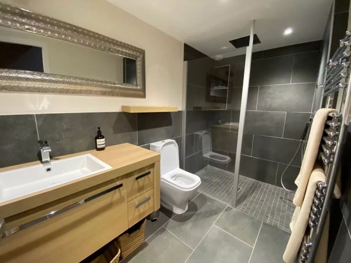 Image No.10-4 Bed House for sale