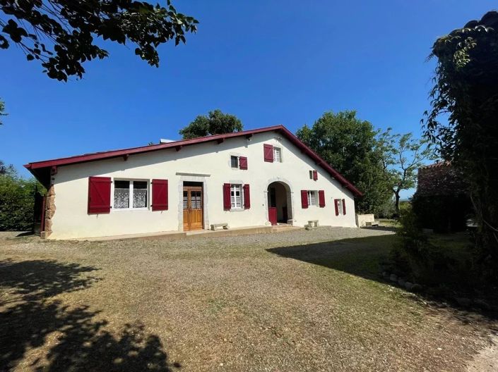 Image No.1-5 Bed House for sale
