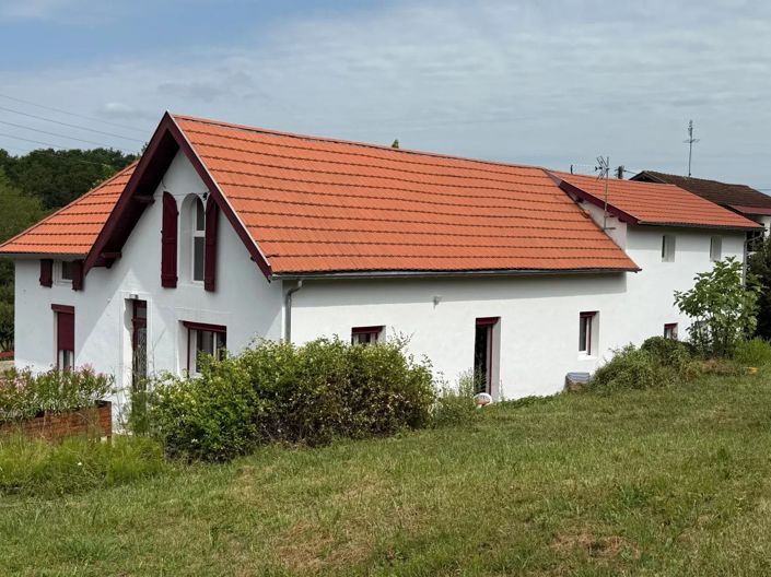 Image No.1-6 Bed House for sale