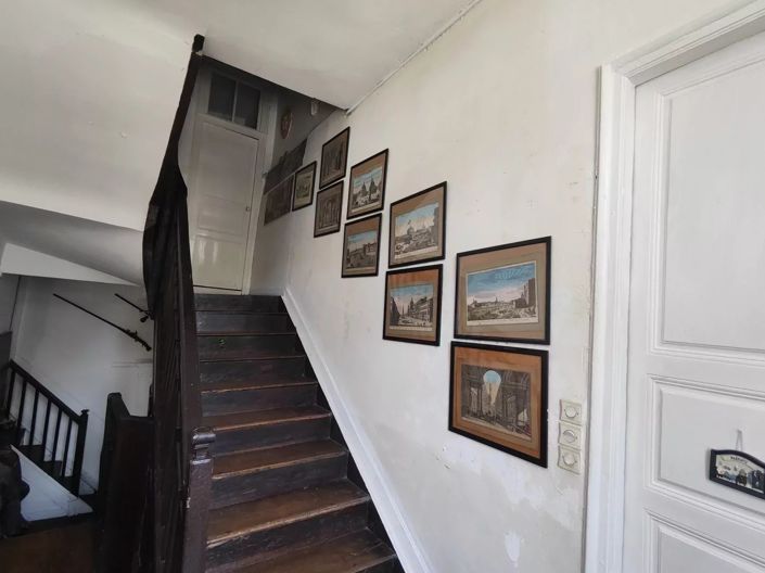 Image No.11-13 Bed House for sale