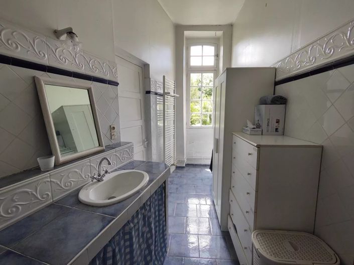 Image No.15-13 Bed House for sale