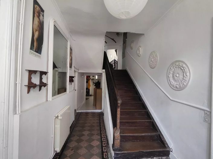 Image No.5-13 Bed House for sale