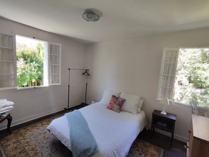 Image No.12-2 Bed House for sale