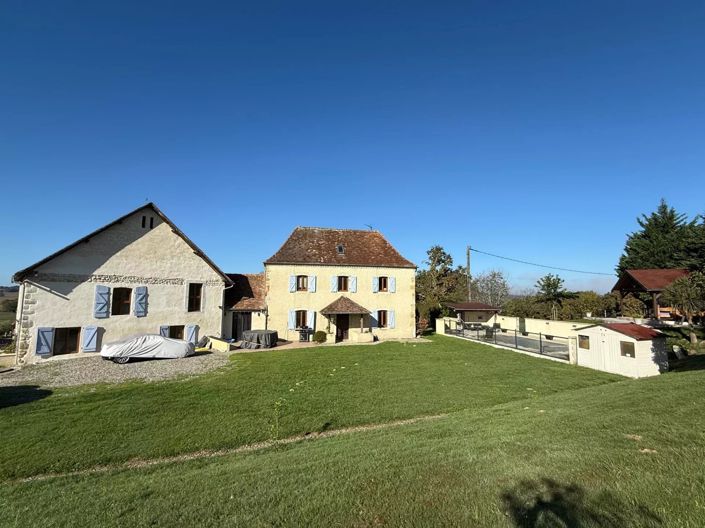 Image No.1-4 Bed House for sale