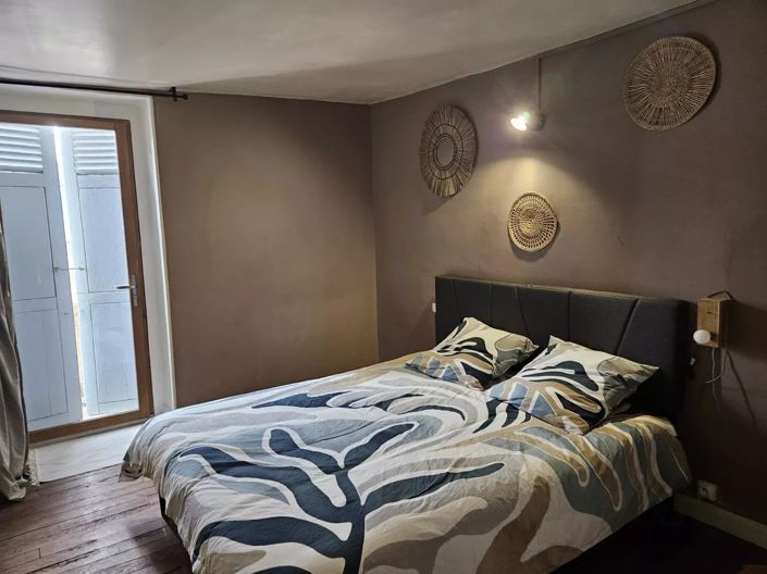 Image No.7-3 Bed House for sale