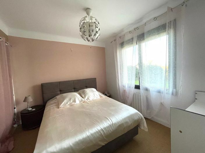 Image No.10-4 Bed House for sale