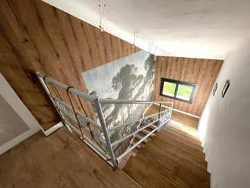 2f8d20e2721195ee7a951c93819174a55f60a333ef192