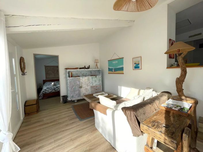 Image No.20-4 Bed House for sale