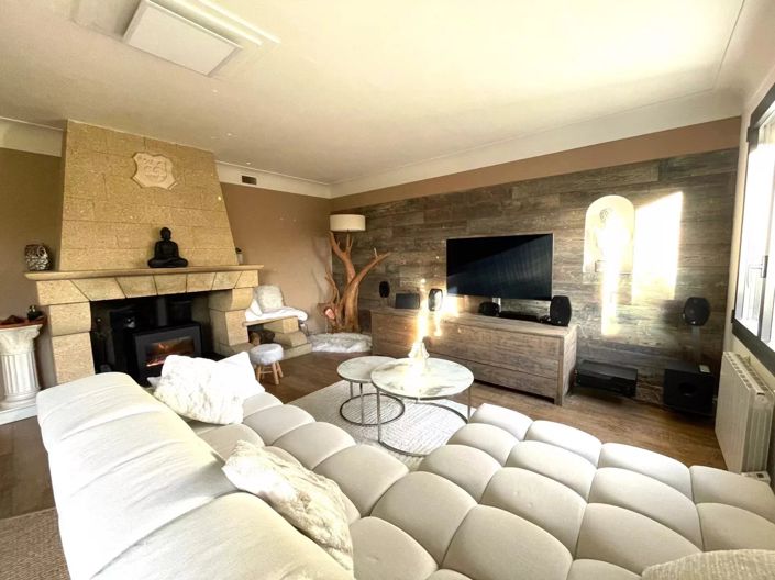 Image No.5-4 Bed House for sale