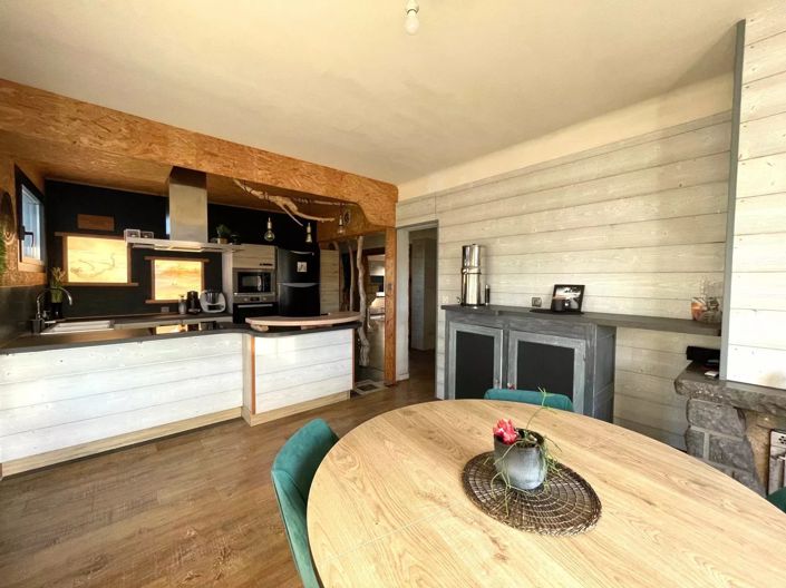 Image No.7-4 Bed House for sale