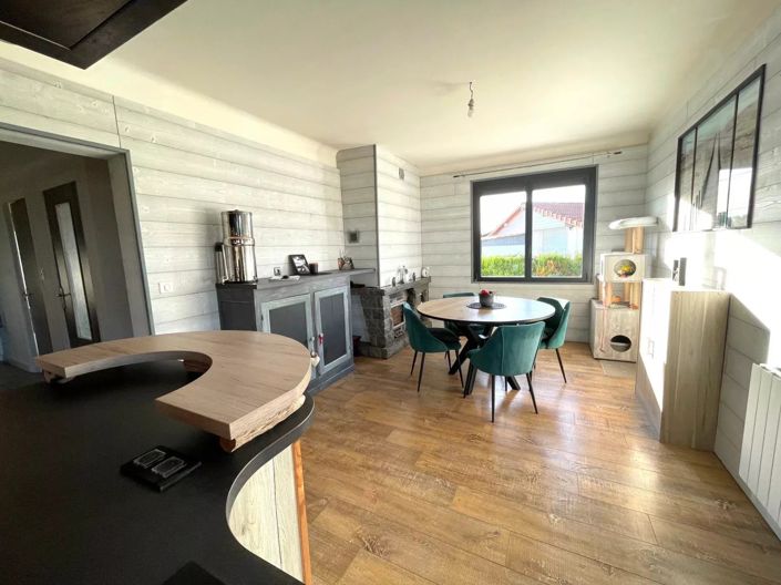 Image No.8-4 Bed House for sale