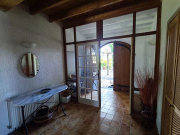 0916a3fc4c55f1181af4ade4652fb15451be0d3046192