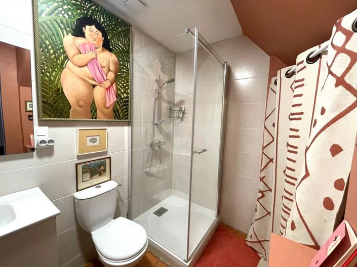 Image No.14-3 Bed House for sale