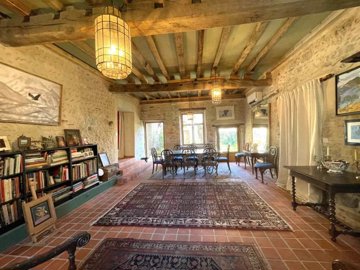 d671055476df8e54224e468c7740f701535e88efc3192