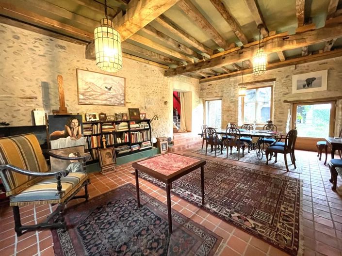 Image No.8-3 Bed House for sale