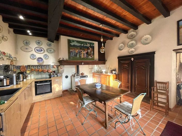 Image No.9-3 Bed House for sale