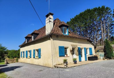 e10b859f7efeed10da5fde3768059d3b2b8cb29fe3192