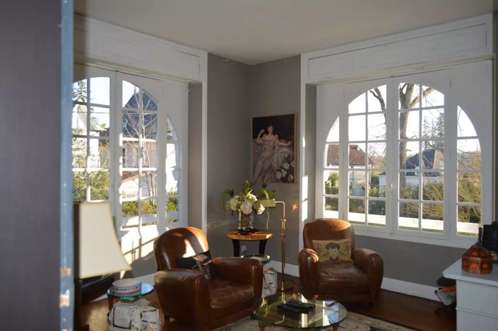 Image No.5-5 Bed House for sale