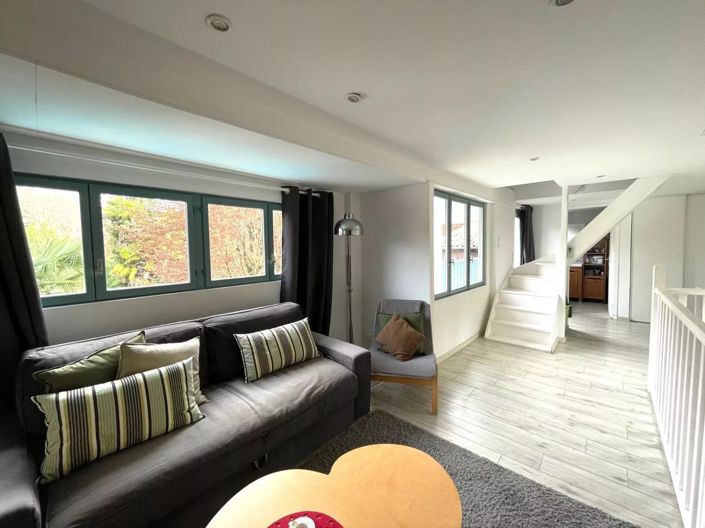 Image No.9-3 Bed House for sale