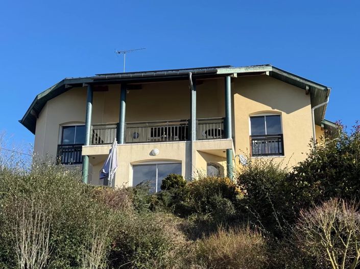 Image No.2-Maison de 4 chambres à vendre à Sauveterre-de-Béarn