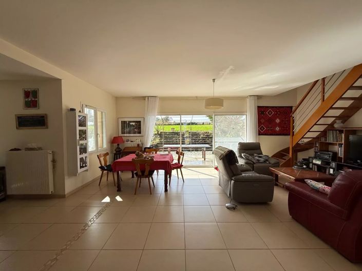 Image No.2-3 Bed House for sale