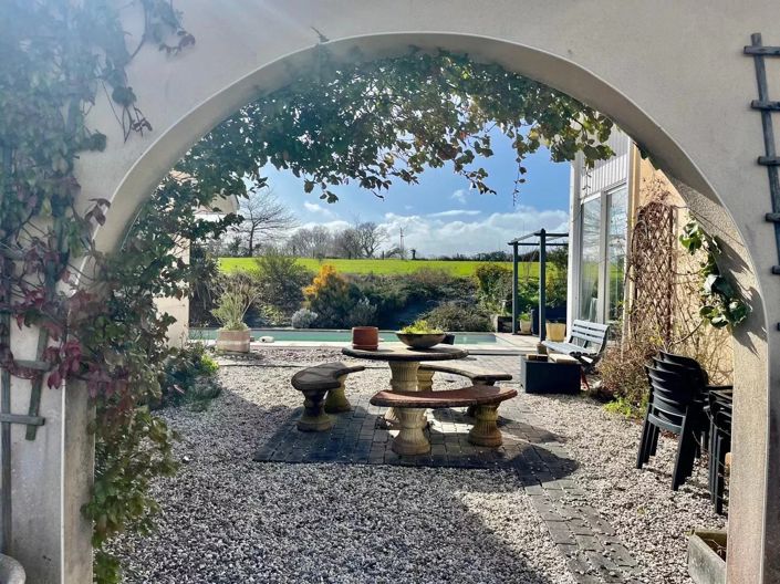 Image No.9-3 Bed House for sale