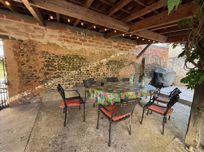 Image No.16-5 Bed House for sale