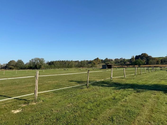 Image No.18-5 Bed House for sale