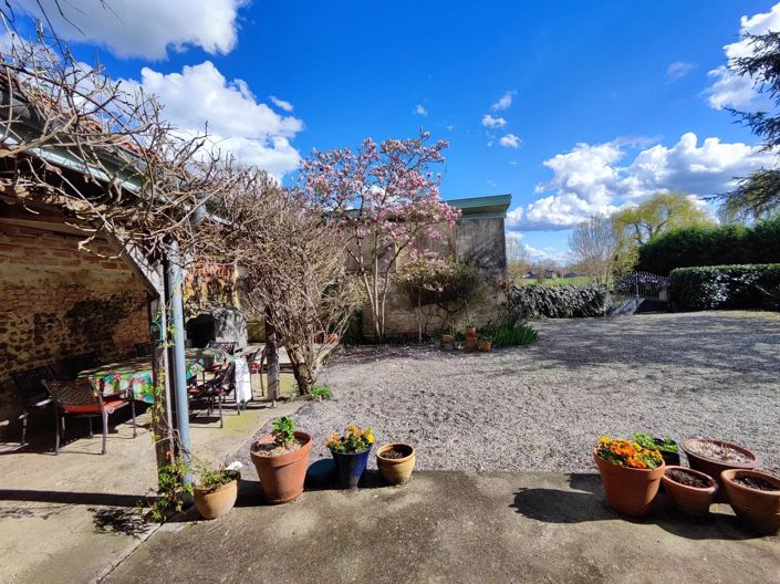 Image No.19-5 Bed House for sale