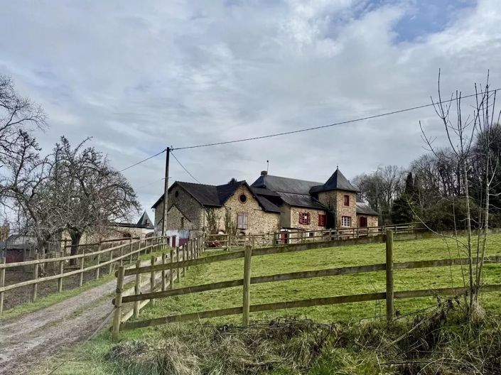 Image No.2-4 Bed House for sale