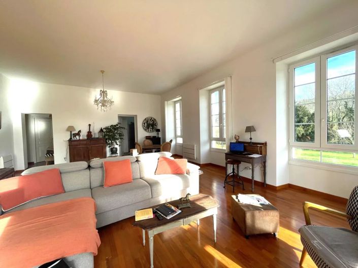 Image No.2-Appartement de 1 chambre à vendre à Escos