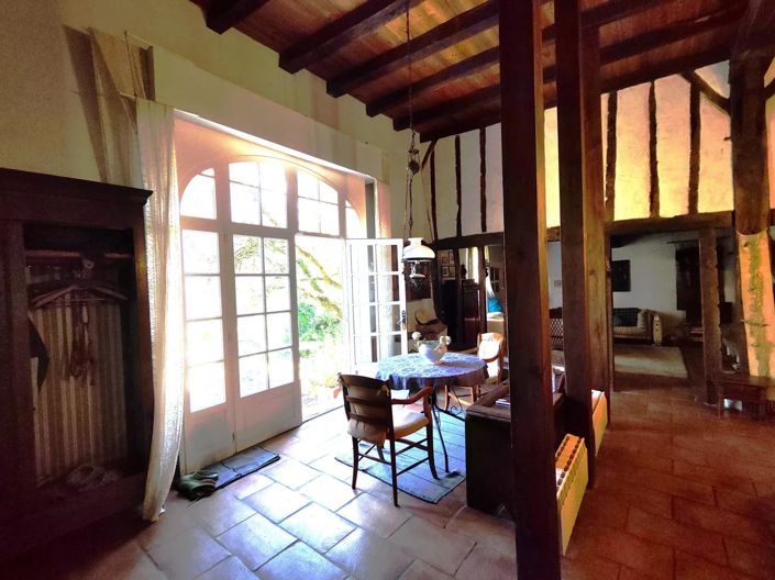 Image No.4-2 Bed House for sale