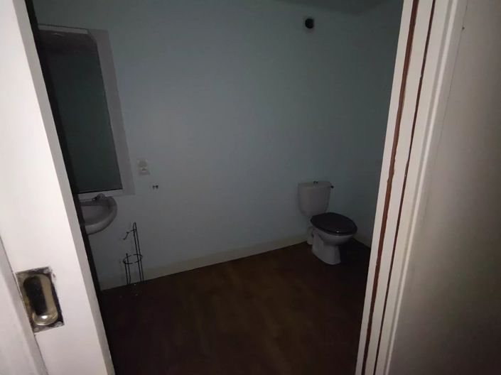 Image No.8-4 Bed House for sale