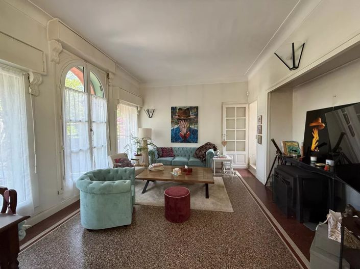 Image No.3-4 Bed House for sale