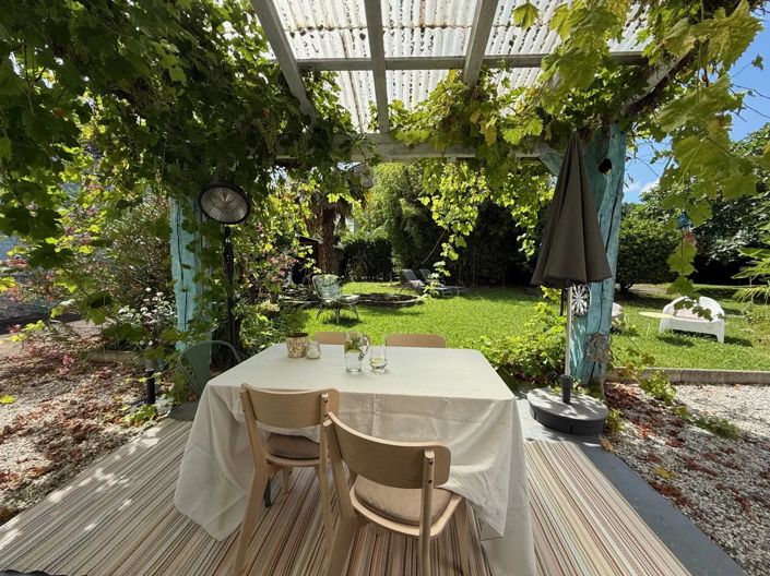 Image No.9-4 Bed House for sale