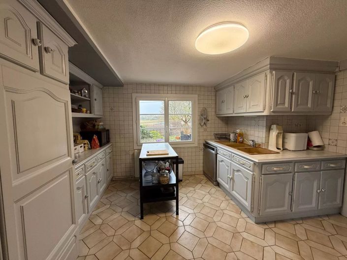 Image No.5-4 Bed House for sale