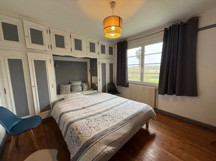 Image No.6-4 Bed House for sale