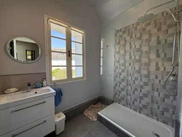 2f9f83b935a0d9eac413f645dc14af213b4291b8bd201