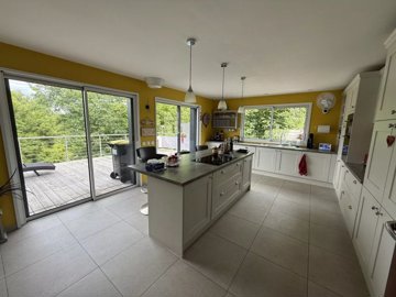 e5e0d7b1e557cf427d630c573b5e7d455903a9636d201