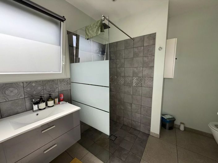 Image No.7-2 Bed House for sale